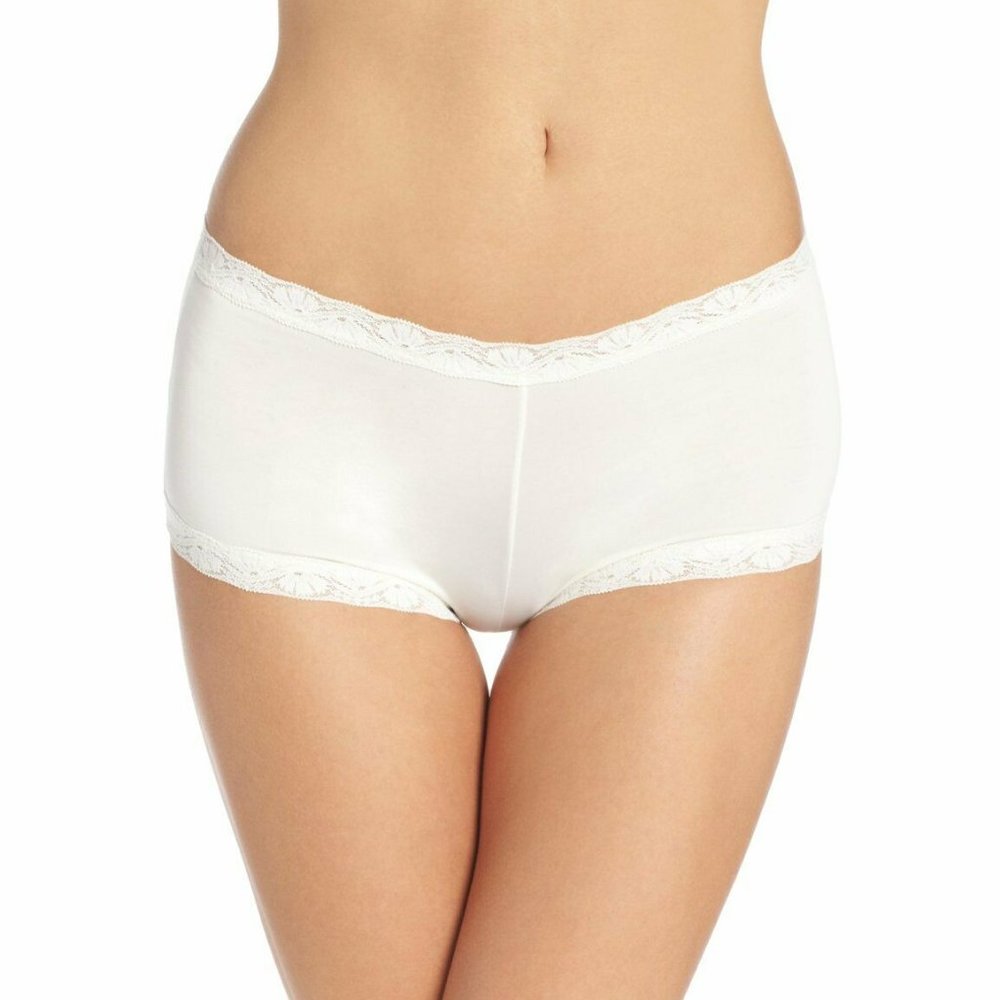 Maidenform NWT Ivory Microfiber Lace Trimmed Boyshort 40760 5 9